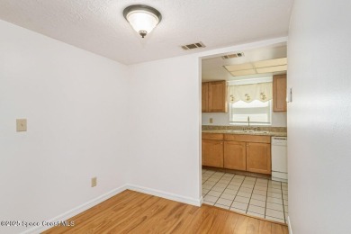 Welcome to this beautifully updated ground floor condo in the on Mallards Landing Golf Course in Florida - for sale on GolfHomes.com, golf home, golf lot