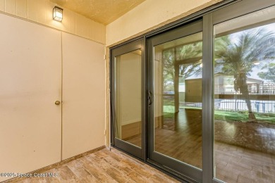 Welcome to this beautifully updated ground floor condo in the on Mallards Landing Golf Course in Florida - for sale on GolfHomes.com, golf home, golf lot