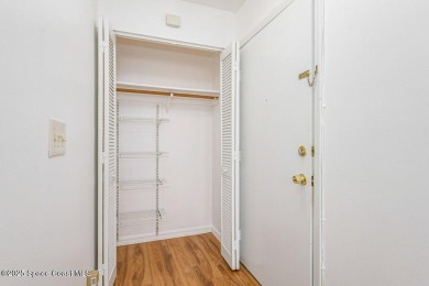 Welcome to this beautifully updated ground floor condo in the on Mallards Landing Golf Course in Florida - for sale on GolfHomes.com, golf home, golf lot