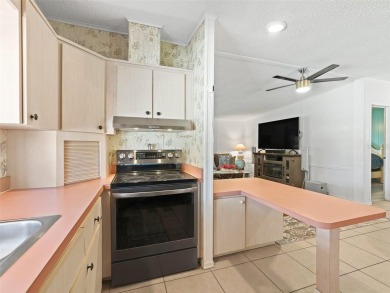 20 K price reduction need to sell This charming 2-bedroom on El Diablo Executive Golf Course in Florida - for sale on GolfHomes.com, golf home, golf lot