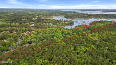 Privately held for 80 yrs, NOW is your opportunity to own an on Crescent Pointe Golf Club in South Carolina - for sale on GolfHomes.com, golf home, golf lot