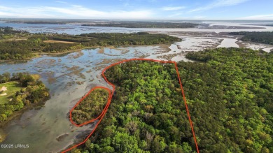 Privately held for 80 yrs, NOW is your opportunity to own an on Crescent Pointe Golf Club in South Carolina - for sale on GolfHomes.com, golf home, golf lot