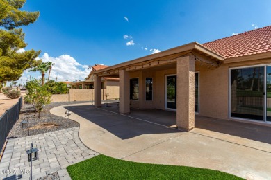 Beautiful golf course home in adult community with vaulted on Cottonwood Country Club in Arizona - for sale on GolfHomes.com, golf home, golf lot