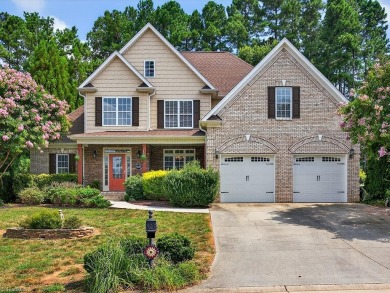 Make your dream of living in Meadowlands come true! This on Meadowlands Golf Club in North Carolina - for sale on GolfHomes.com, golf home, golf lot