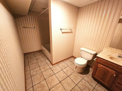 Rare find!! Highly sought after Ranch with full finished walkout on Foxford Hills Golf Club in Illinois - for sale on GolfHomes.com, golf home, golf lot