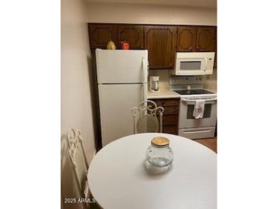 Welcome home to this charming 2 bedroom, 2 bath home located in on Sunland Village Golf Club in Arizona - for sale on GolfHomes.com, golf home, golf lot