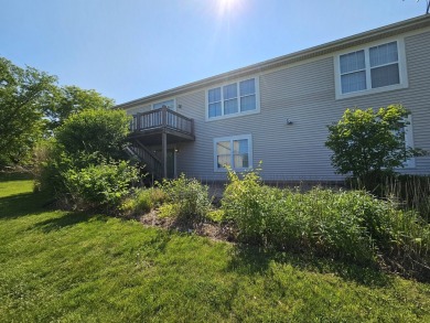 Rare find!! Highly sought after Ranch with full finished walkout on Foxford Hills Golf Club in Illinois - for sale on GolfHomes.com, golf home, golf lot