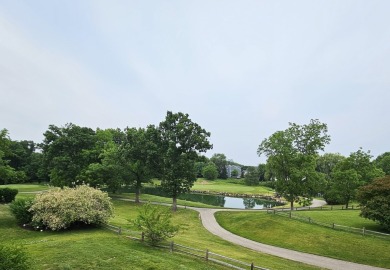 Rare find!! Highly sought after Ranch with full finished walkout on Foxford Hills Golf Club in Illinois - for sale on GolfHomes.com, golf home, golf lot