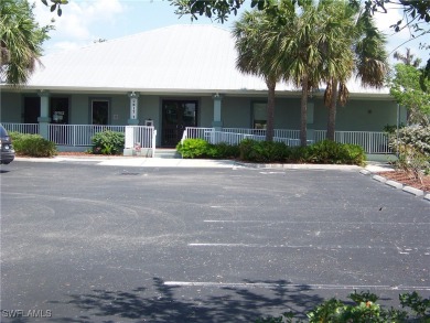 Looking for a winter retreat or just a cozy affordable place to on Twin Isles Country Club in Florida - for sale on GolfHomes.com, golf home, golf lot