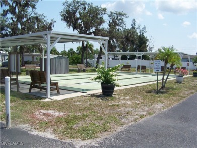 Looking for a winter retreat or just a cozy affordable place to on Twin Isles Country Club in Florida - for sale on GolfHomes.com, golf home, golf lot