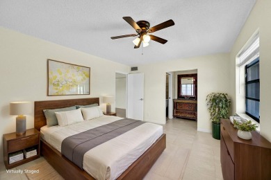SELLER MOTIVATED-BRING REASONABLE OFFERS! Deluxe corner on Kings Point Golf -Flanders Way in Florida - for sale on GolfHomes.com, golf home, golf lot