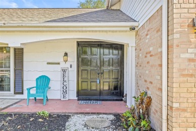 Welcome to Your Florida Dream Home!
This spacious 4-bedroom on Beacon Woods Golf Club in Florida - for sale on GolfHomes.com, golf home, golf lot