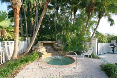This condo has been pristinely cared for by the original owner! on Cape Coral Executive Course in Florida - for sale on GolfHomes.com, golf home, golf lot