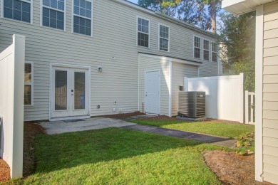 This spacious 4-bedroom, 2.5-bath townhome offers over 1,750 on Golf Club At Wescott Plantation in South Carolina - for sale on GolfHomes.com, golf home, golf lot