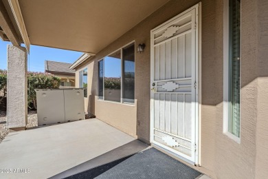 Welcome to your RETREAT! This SPLIT 2-BR/2 bath home is in the on Lone Tree Golf Club in Arizona - for sale on GolfHomes.com, golf home, golf lot