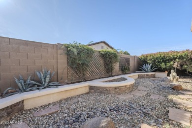 Welcome to your RETREAT! This SPLIT 2-BR/2 bath home is in the on Lone Tree Golf Club in Arizona - for sale on GolfHomes.com, golf home, golf lot