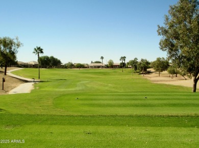 Welcome to your RETREAT! This SPLIT 2-BR/2 bath home is in the on Lone Tree Golf Club in Arizona - for sale on GolfHomes.com, golf home, golf lot