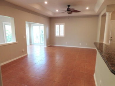 LOOKING FOR A WONDERFUL CONDO?  THIS IS IT!  COME SEE THIS 3 on Gator Trace Golf and Country Club in Florida - for sale on GolfHomes.com, golf home, golf lot