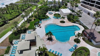 Sanctuary penthouse with spectacular views of the Gulf of Mexico on Longboat Key Golf Club in Florida - for sale on GolfHomes.com, golf home, golf lot