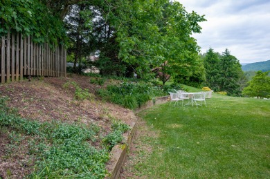 Classic Virginia style -- classic Lexington location! This on Lexington Golf and Country Club in Virginia - for sale on GolfHomes.com, golf home, golf lot