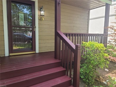 Three bedrooms upstairs, including two and a half bathrooms. The on Red Wing Lake Golf Course in Virginia - for sale on GolfHomes.com, golf home, golf lot