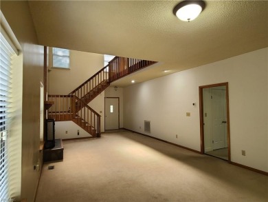 Three bedrooms upstairs, including two and a half bathrooms. The on Red Wing Lake Golf Course in Virginia - for sale on GolfHomes.com, golf home, golf lot