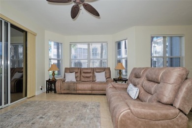 Beautiful 3 bedroom end unit condo in Lexington Country Club's on Lexington Country Club in Florida - for sale on GolfHomes.com, golf home, golf lot
