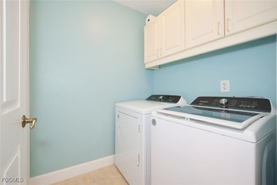 Beautiful 3 bedroom end unit condo in Lexington Country Club's on Lexington Country Club in Florida - for sale on GolfHomes.com, golf home, golf lot