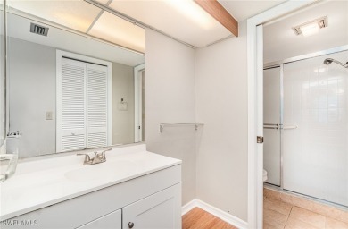 Light, bright, and beautiful end-unit condo with gorgeous golf on Cross Creek Country Club in Florida - for sale on GolfHomes.com, golf home, golf lot