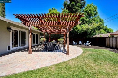 Welcome to 214 Via Mantilla, a thoughtfully updated home tucked on Boundary Oak Golf Course in California - for sale on GolfHomes.com, golf home, golf lot