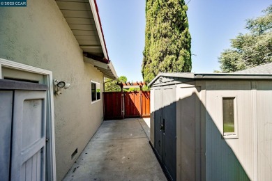Welcome to 214 Via Mantilla, a thoughtfully updated home tucked on Boundary Oak Golf Course in California - for sale on GolfHomes.com, golf home, golf lot