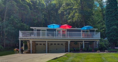 Welcome to your lakeside oasis! This beautifully remodeled on Lake Mohawk Golf Club in Ohio - for sale on GolfHomes.com, golf home, golf lot