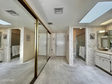 Three bed, 2 bath, den, 1,626 sq ft townhouse in the vibrant on Oakwood Golf Club  in Arizona - for sale on GolfHomes.com, golf home, golf lot