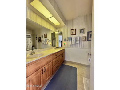 Three bed, 2 bath, den, 1,626 sq ft townhouse in the vibrant on Oakwood Golf Club  in Arizona - for sale on GolfHomes.com, golf home, golf lot