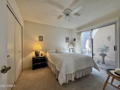 Three bed, 2 bath, den, 1,626 sq ft townhouse in the vibrant on Oakwood Golf Club  in Arizona - for sale on GolfHomes.com, golf home, golf lot