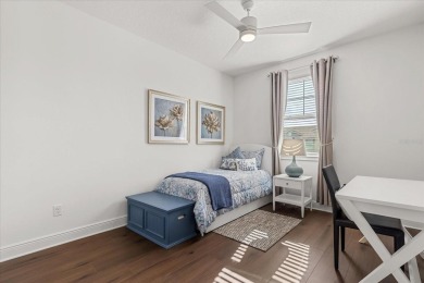 Gorgeous end-unit townhome with 3 spacious bedrooms, 2.5 on Eagle Creek Golf Club in Florida - for sale on GolfHomes.com, golf home, golf lot