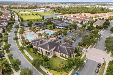 Gorgeous end-unit townhome with 3 spacious bedrooms, 2.5 on Eagle Creek Golf Club in Florida - for sale on GolfHomes.com, golf home, golf lot