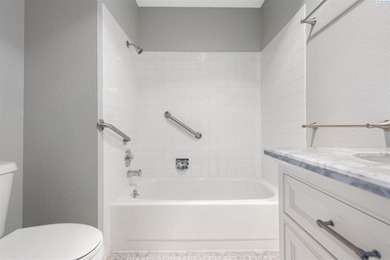 MLS# 289933 Great condo located in the desirable Meadow Springs on Meadow Springs Country Club in Washington - for sale on GolfHomes.com, golf home, golf lot