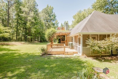 This warm & welcoming 3 bedroom/2 bathroom ranch home is nestled on Bear Creek Golf Club Inc in Georgia - for sale on GolfHomes.com, golf home, golf lot