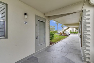 This move-in no-expense spared remodeled 1 bed 1 & a half bath on Kings Point Golf -Flanders Way in Florida - for sale on GolfHomes.com, golf home, golf lot