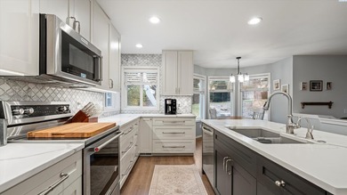 MLS# 289944 This exceptional Canyon Lakes home offers a finish on Canyon Lakes Golf Course in Washington - for sale on GolfHomes.com, golf home, golf lot