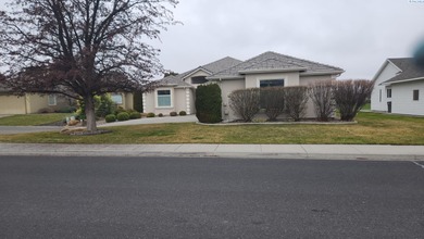 Welcome to this stunning single-family home located on the 13th on Canyon Lakes Golf Course in Washington - for sale on GolfHomes.com, golf home, golf lot