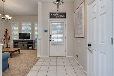 GREAT FIND IN GREEN TREE NORTH!! THIS ABSOLUTELY ADORABLE 4 on Green Tree Country Club in Texas - for sale on GolfHomes.com, golf home, golf lot