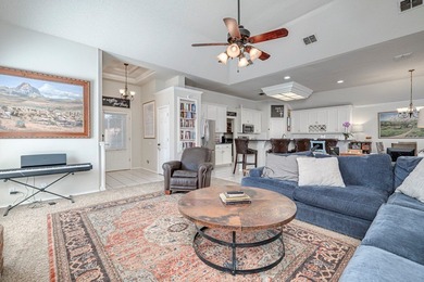 GREAT FIND IN GREEN TREE NORTH!! THIS ABSOLUTELY ADORABLE 4 on Green Tree Country Club in Texas - for sale on GolfHomes.com, golf home, golf lot