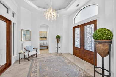 NEW LISTING! CHIC & CHARMING IN KELLY PLANTATION! Discover 355 on Kelly Plantation Golf Club in Florida - for sale on GolfHomes.com, golf home, golf lot