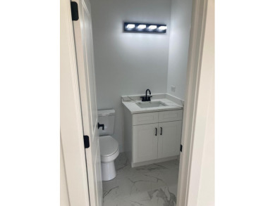 New Construction Neufairfield duplex now completed, move-in on Woodruff Golf Course in Illinois - for sale on GolfHomes.com, golf home, golf lot