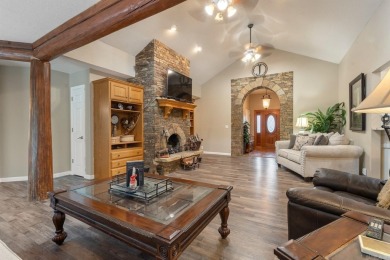 What a deal for this bundle! 4 bed, 3.5 bath, 2,911 sq ft. home on Glenwood Country Club in Arkansas - for sale on GolfHomes.com, golf home, golf lot