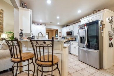 What a deal for this bundle! 4 bed, 3.5 bath, 2,911 sq ft. home on Glenwood Country Club in Arkansas - for sale on GolfHomes.com, golf home, golf lot