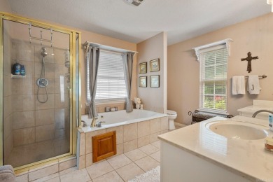 What a deal for this bundle! 4 bed, 3.5 bath, 2,911 sq ft. home on Glenwood Country Club in Arkansas - for sale on GolfHomes.com, golf home, golf lot