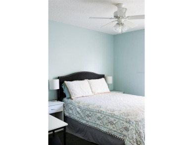 ***Seller is offering $10,000 towards buyers closing costs/rate on Hunters Green Country Club in Florida - for sale on GolfHomes.com, golf home, golf lot